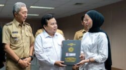 Pemkot Bogor Berikan 988 Ijazah Gratis untuk Siswa Kurang Mampu