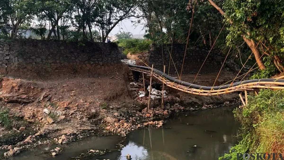 Krisis Pencemaran Sungai Cimanceuri di Tangerang