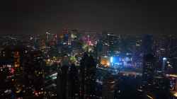 Pengurangan Emisi Karbon Melalui Pemadaman Lampu di Jakarta