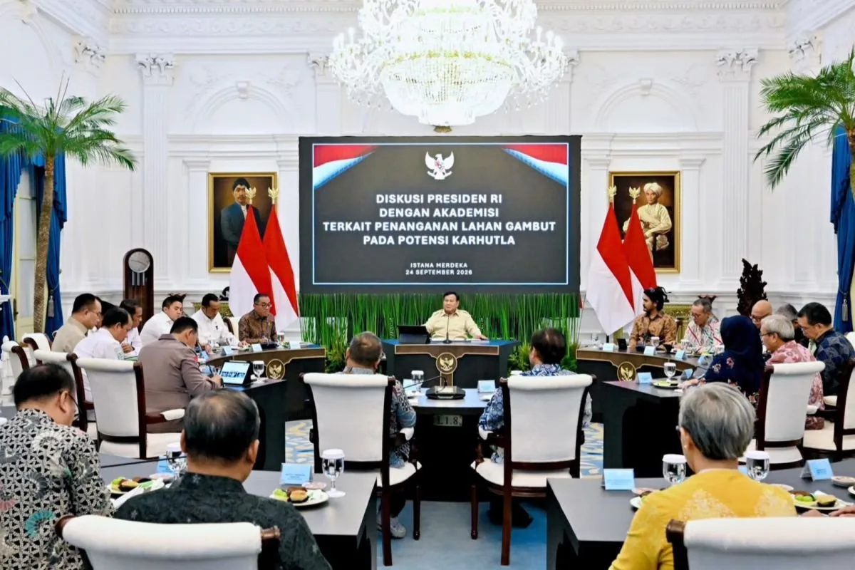 Prabowo Tegaskan Pentingnya Pembenahan Regulasi untuk Cegah Karhutla Prabowo Tegaskan Pentingnya Pembenahan Regulasi untuk Cegah Karhutla
