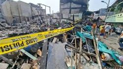 Kebakaran Menghanguskan 20 Rumah di Ancol Kebakaran Menghanguskan 20 Rumah di Ancol