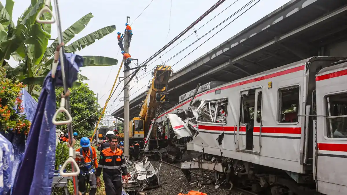 Analisis Kecelakaan Kereta di Bekasi: Enam Faktor Penyebab Tabrakan Analisis Kecelakaan Kereta di Bekasi: Enam Faktor Penyebab Tabrakan