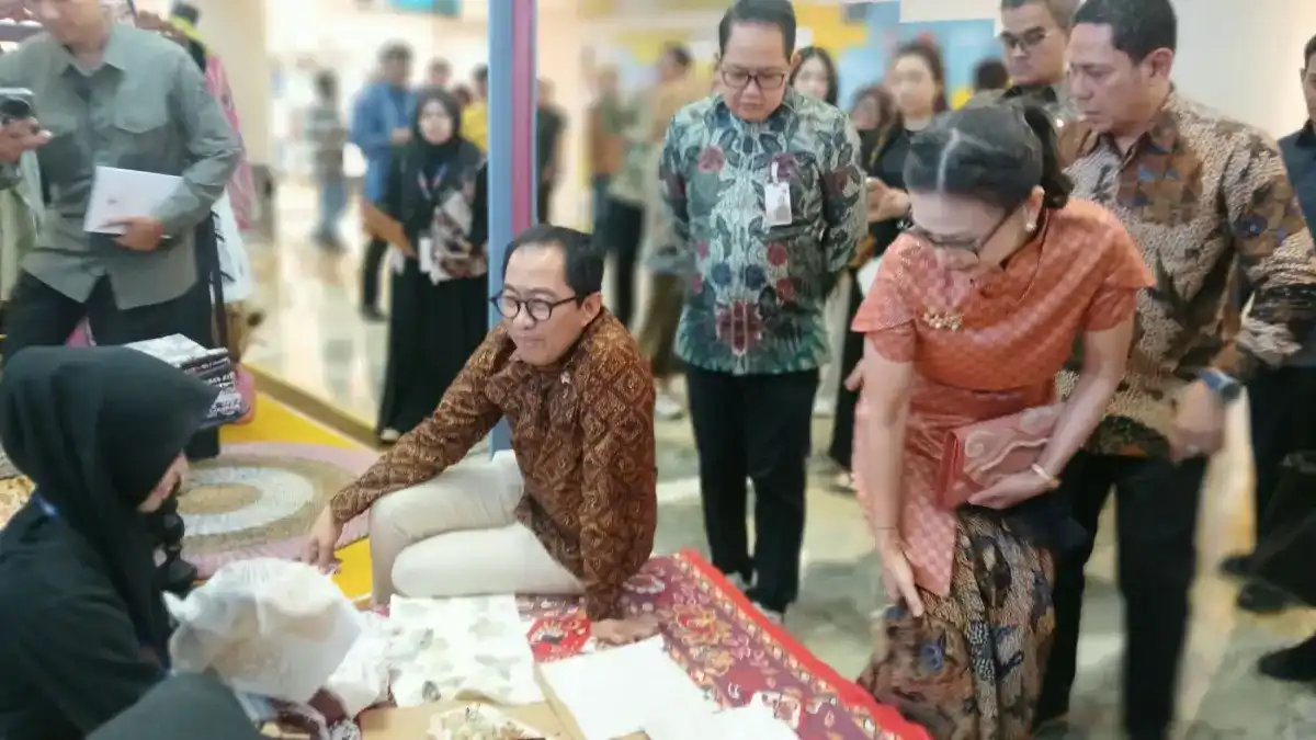 Peluang Baru untuk Batik Lokal di Hari Batik Nasional