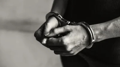 Kurang dari 24 Jam, Polisi Tangkap Residivis Penjambret WNA India di Menteng – Poskota