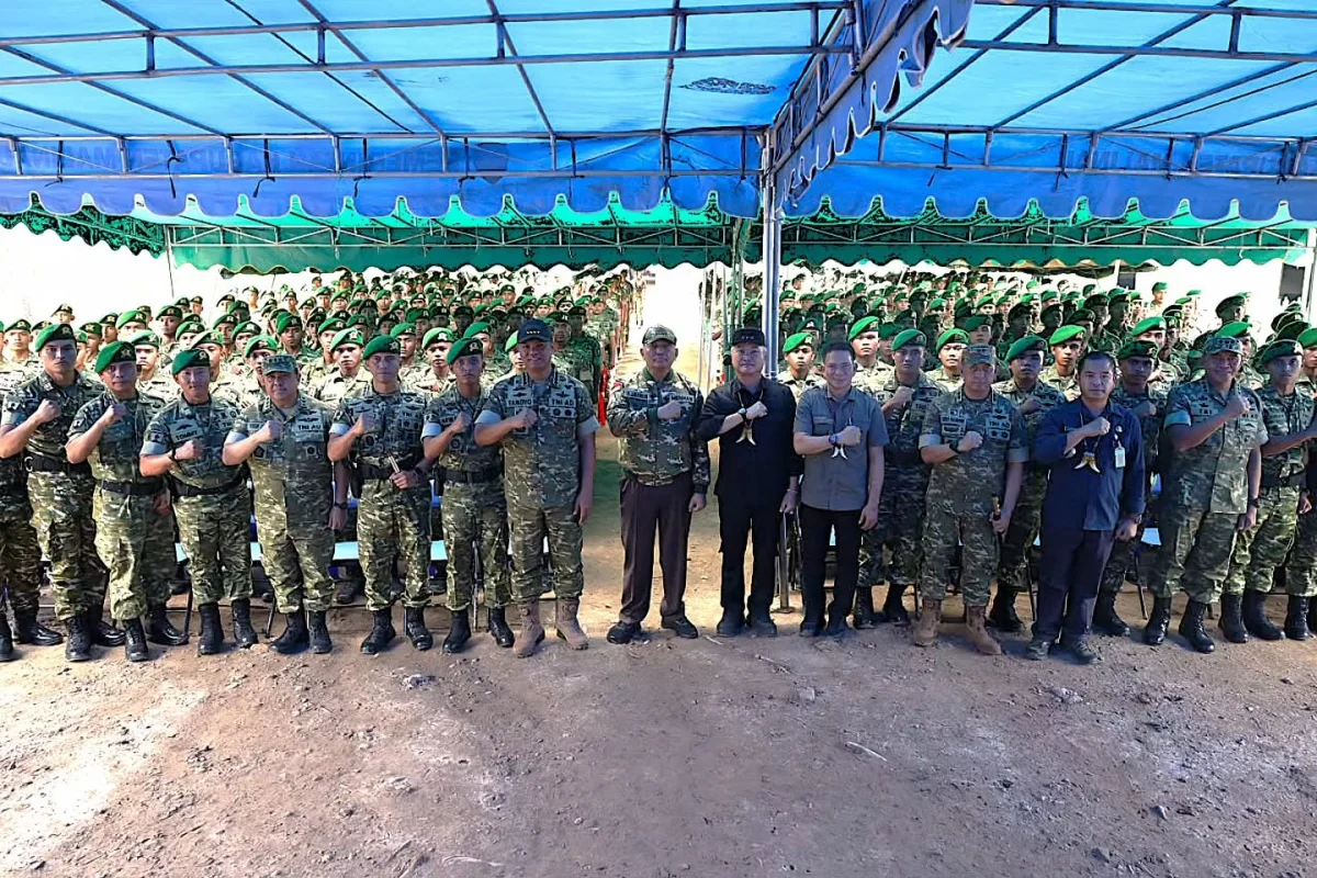 Wapang TNI Bersama Menhan RI Tinjau Kesiapan Yonif TP di Kalimantan Utara