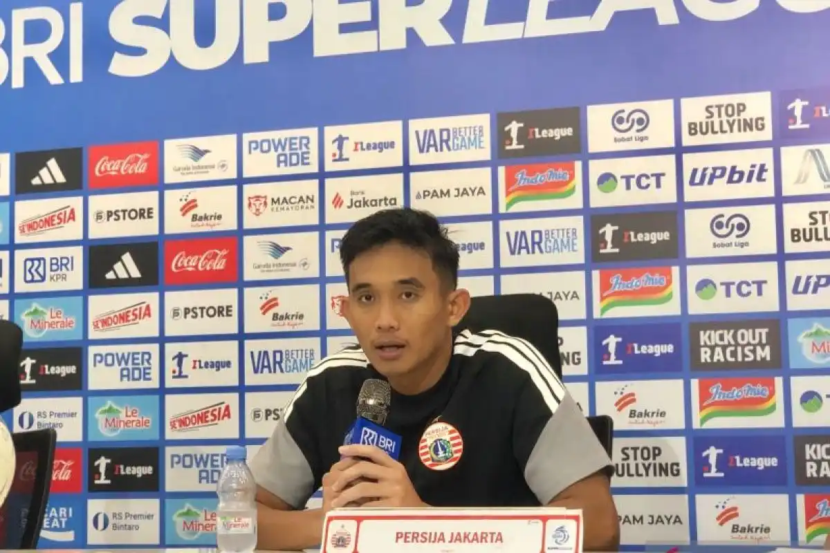 Rizky Ridho Soroti Rumput JIS Usai Persija Menang Tipis atas Persik