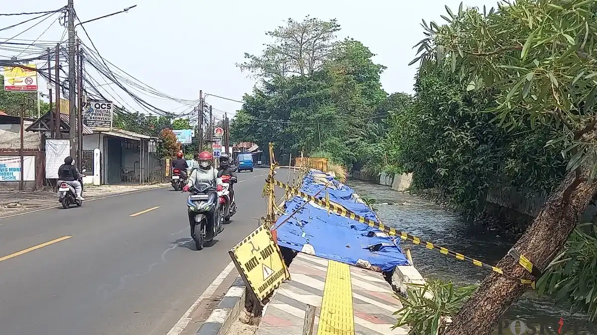 Trotoar Ambles di Taman Secawan: Perbaikan yang Tak Kunjung Datang