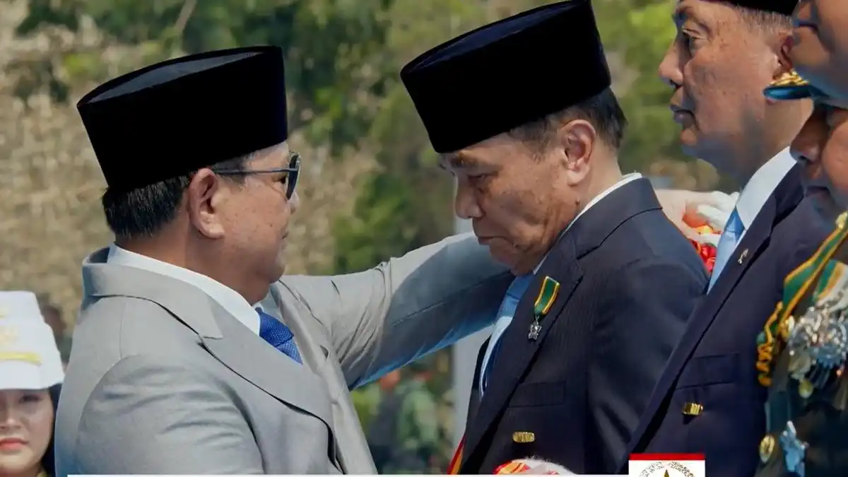Djamari Chaniago Raih Bintang Mahaputera Adipurna Beberapa Hari Setelah Pergantian Menko Polkam