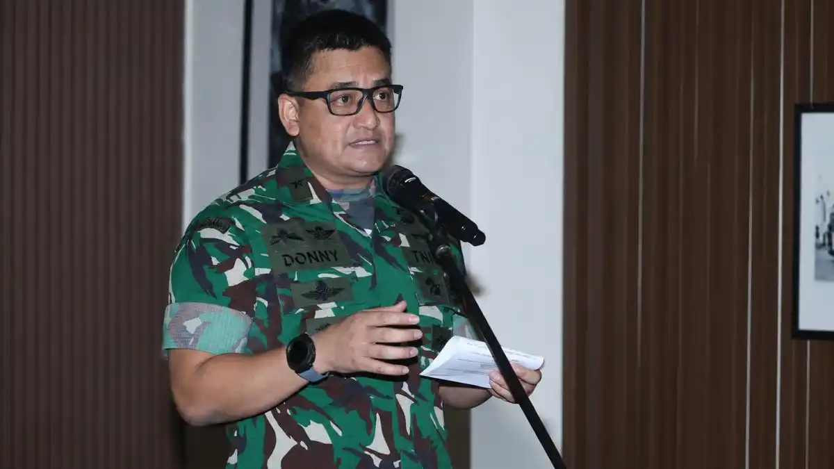Sebelas Orang Diamankan dalam Penggerebekan Dugaan Markas Judi Online di Cijantung