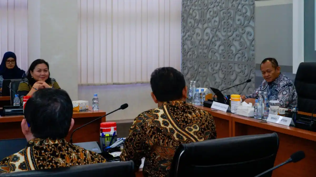 Sarmuji Dorong Industri Hijau sebagai Sumber Nilai Ekonomi dan Daya Saing Nasional