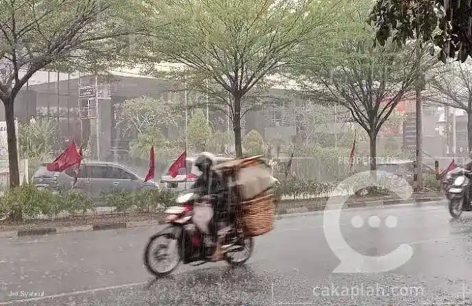 Hujan Cerahkan Pekanbaru, DPRD Berharap Kabut Asap Segera Berakhir