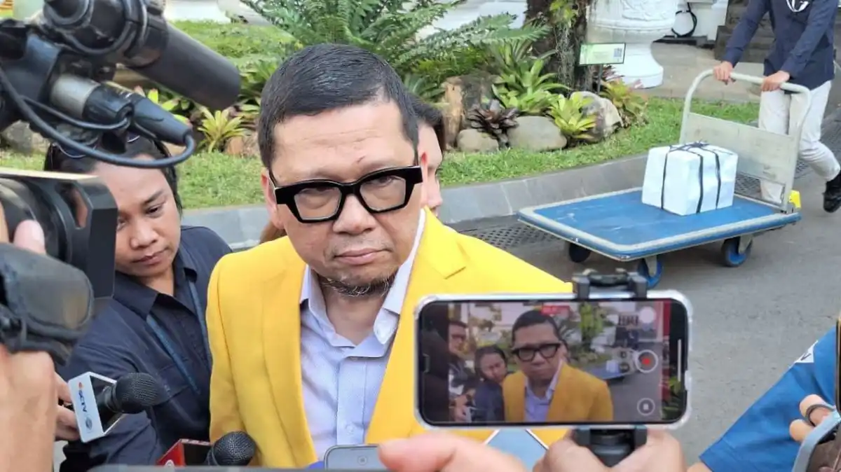 Polemik Aturan Pencalonan Gibran Memanas, Ahmad Doli dan Hasyim Asy’ari Saling Menanggapi