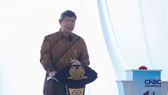 Pemerintah Siapkan Ponsel Gratis untuk Mendukung Digitalisasi Penyaluran Bansos