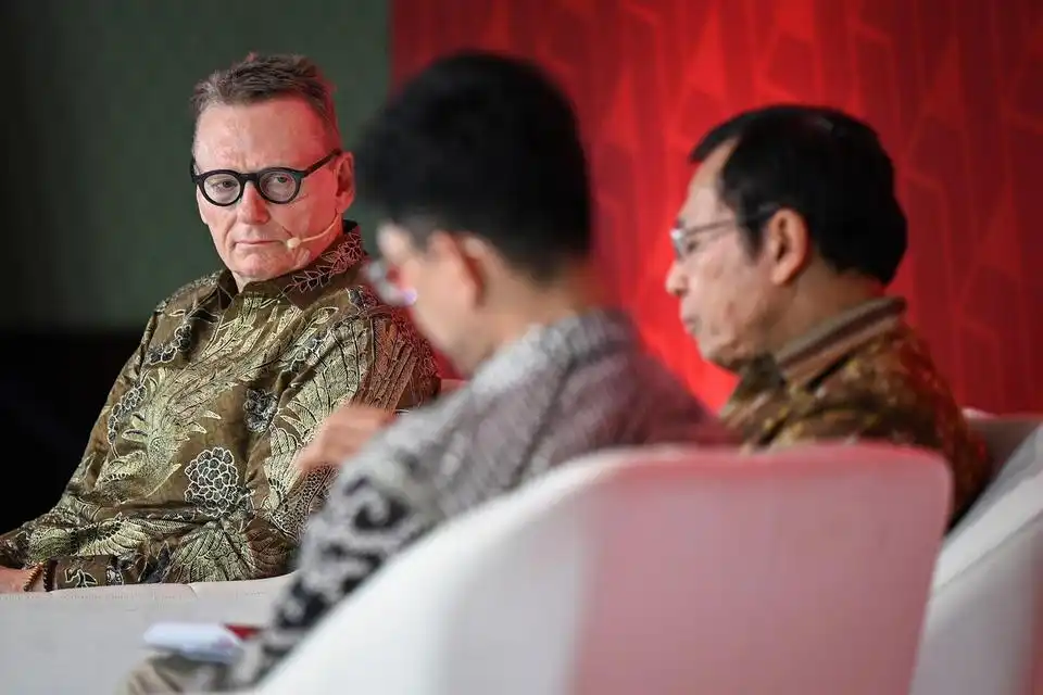 James Robinson Ungkap Kunci Pertumbuhan Ekonomi Indonesia 8 Persen