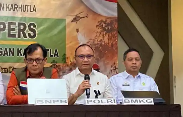 Bareskrim Menetapkan Sembilan Perusahaan Sawit sebagai Tersangka Kasus Karhutla