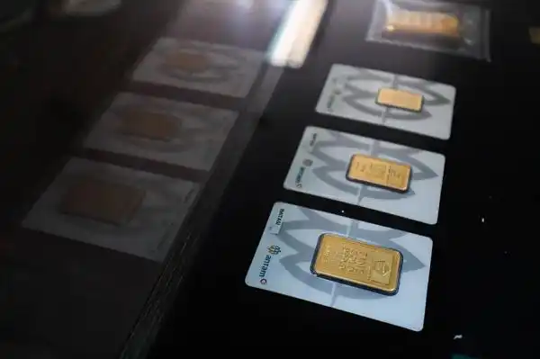 Harga Emas Antam Terkoreksi Rp13.000, Ini Rincian Harga dan Buyback