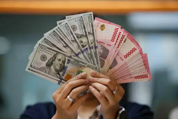 Rupiah Melemah 0,28 Persen, BI Nilai Pergerakannya Masih Sejalan dengan Kawasan