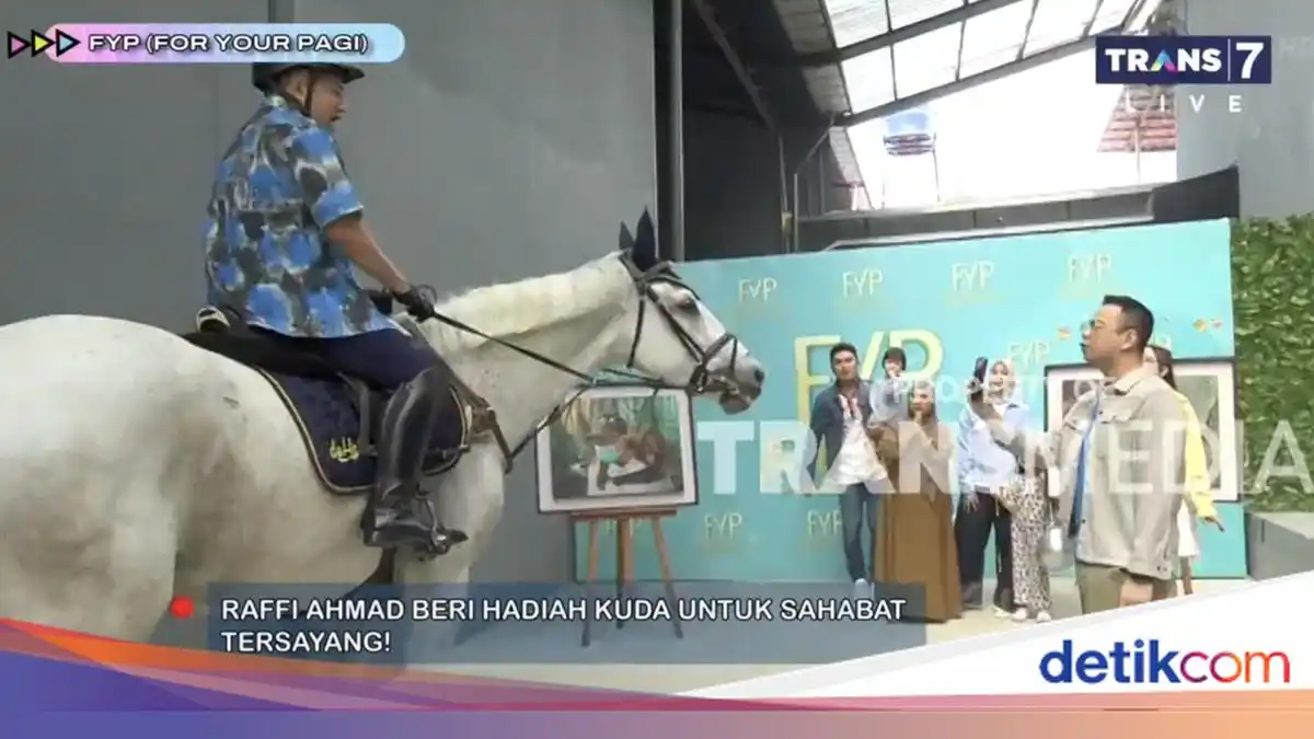 Kuda Putih dari Raffi Ahmad Jadi Hadiah Ulang Tahun Irfan Hakim