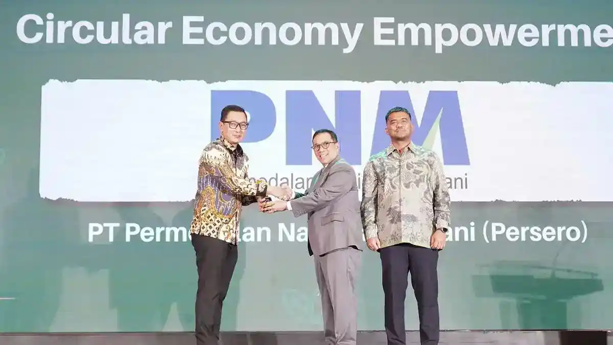 Dari Pemilahan Rumah Tangga ke Modal Usaha: Program Kembangs PNM Raih Apresiasi ESG