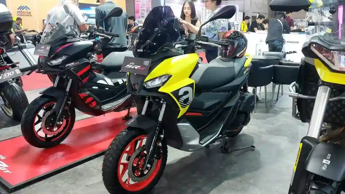 Honda ADV160 dan Aprilia SR-GT 200: Perbedaan Harga, Performa, dan Perlengkapan