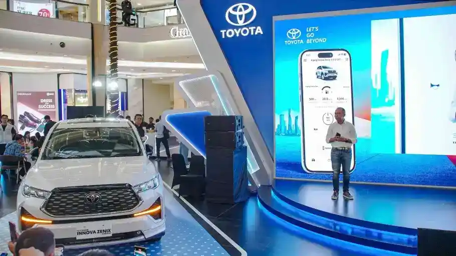 Innova Zenix Hybrid Kini Terhubung ke Toyota Remote lewat T Intouch