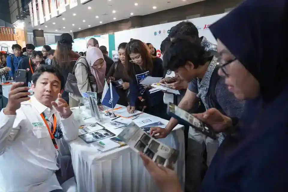 Pencari Kerja Padati Bursa Karier Jakarta, Peluang Lintas Bidang Jadi Pilihan