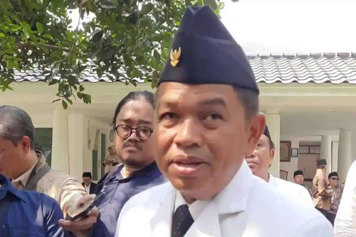 Jawa Barat Kerahkan Helikopter dan 500 Personel Tangani Kebakaran Ciremai