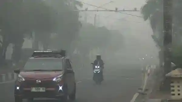 Asap Karhutla Picu Udara Berbahaya, Kemenkes Minta Warga