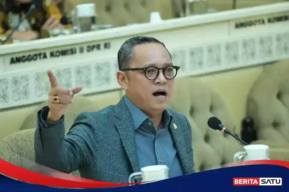 Empat Isu Politik dan Kebijakan: Ambang Batas Pemilu, KPU, Anggaran, dan Karhutla